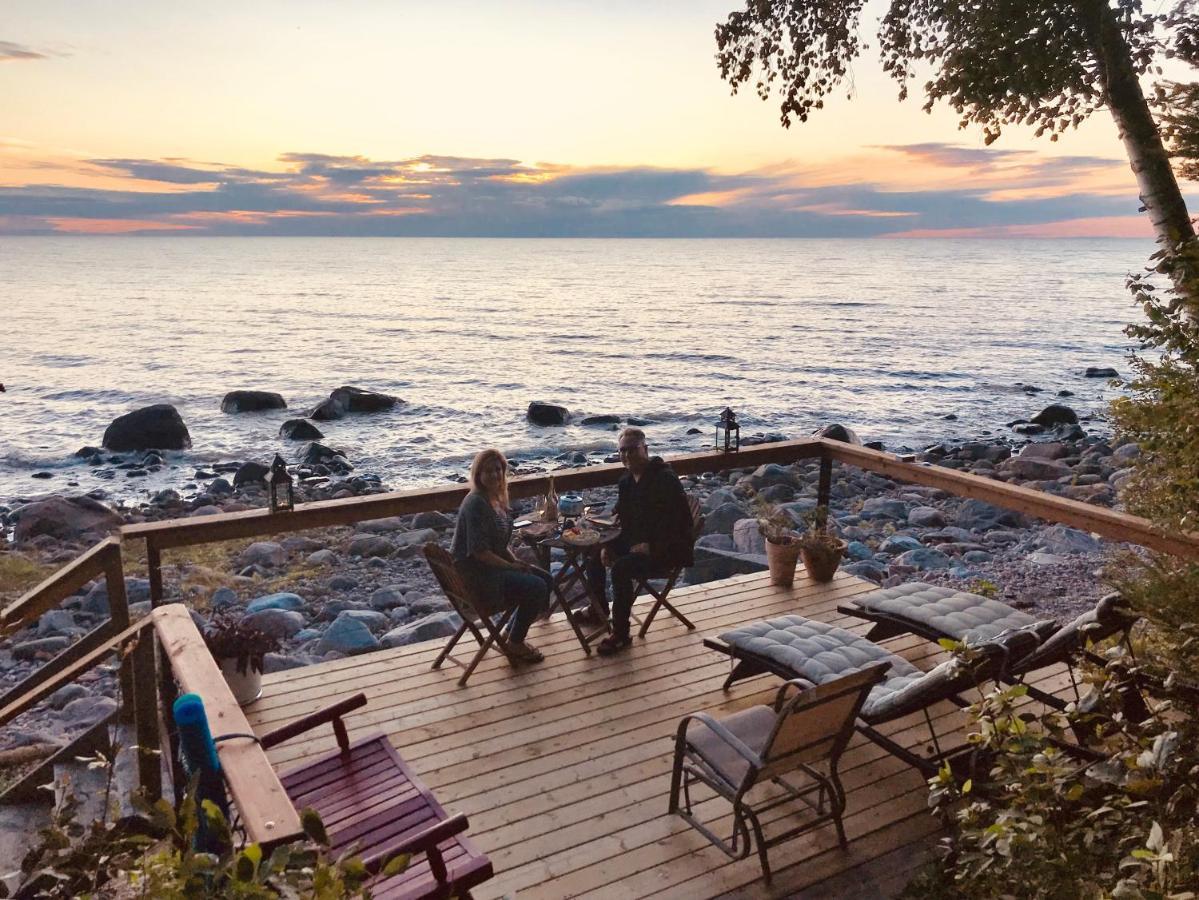 Pebble Springs Bnb Grand Beach Luaran gambar